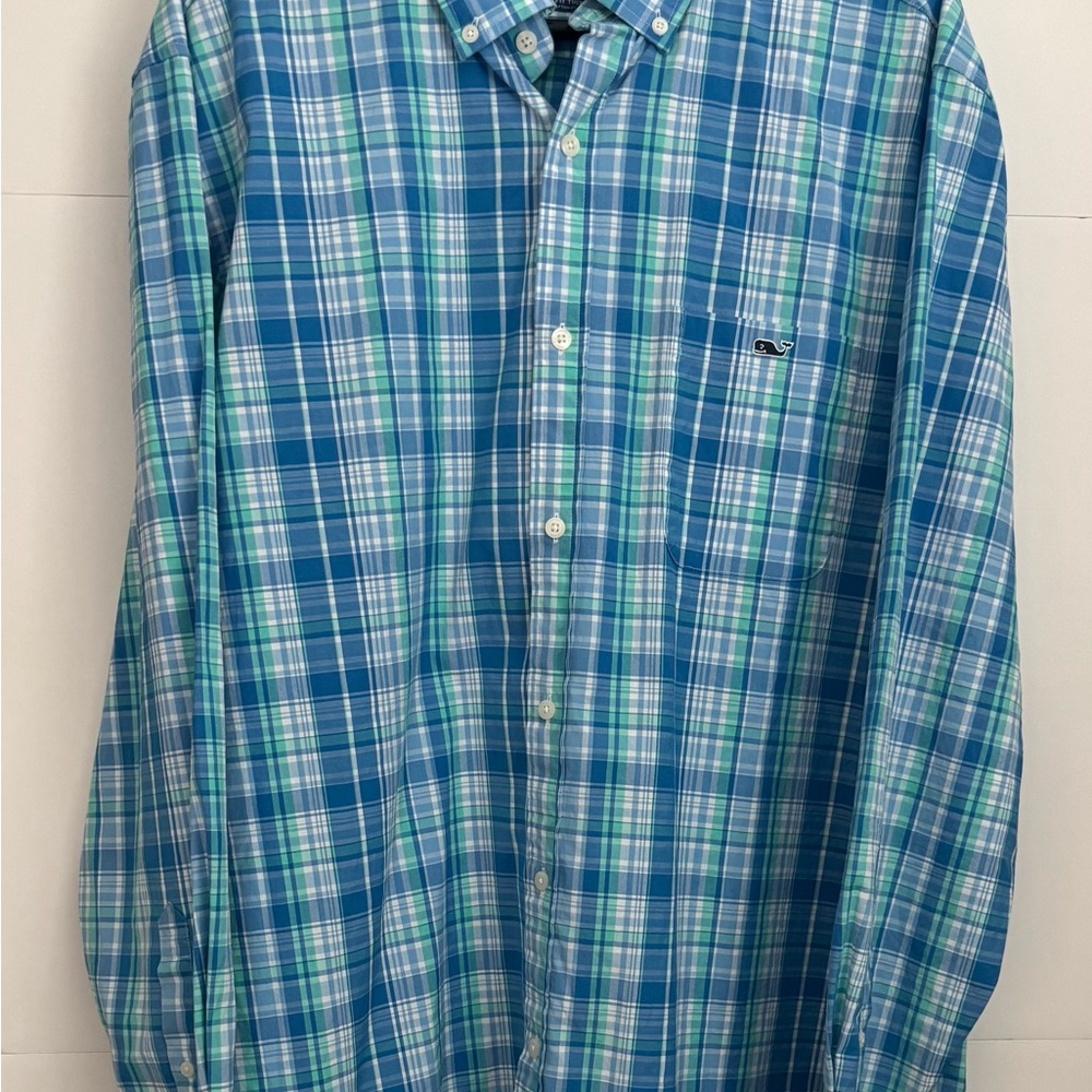 Vineyard vines